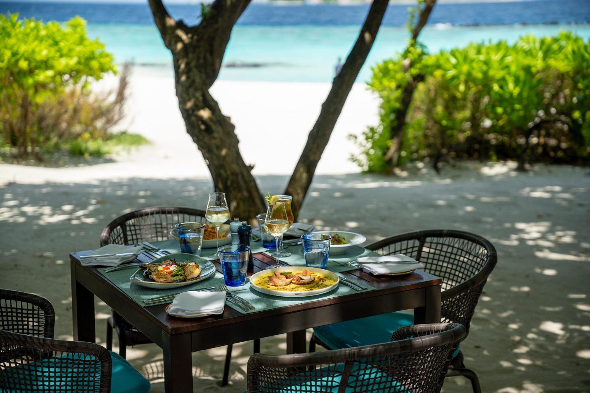 Dhigali Maldives - A Premium All-Inclusive Resort Meedhoo  Exterior photo